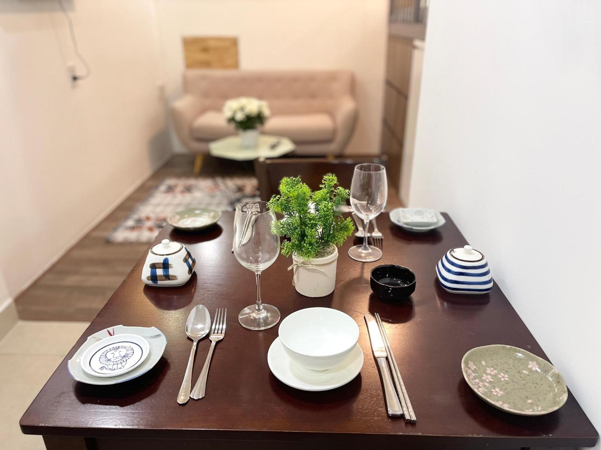 Mh Serviced Apartment Хошимин Экстерьер фото