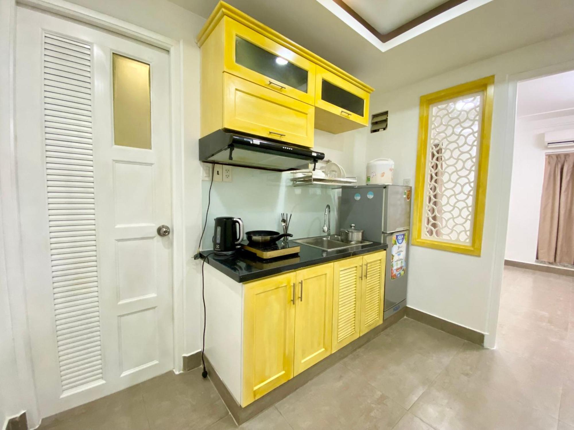Mh Serviced Apartment Хошимин Экстерьер фото