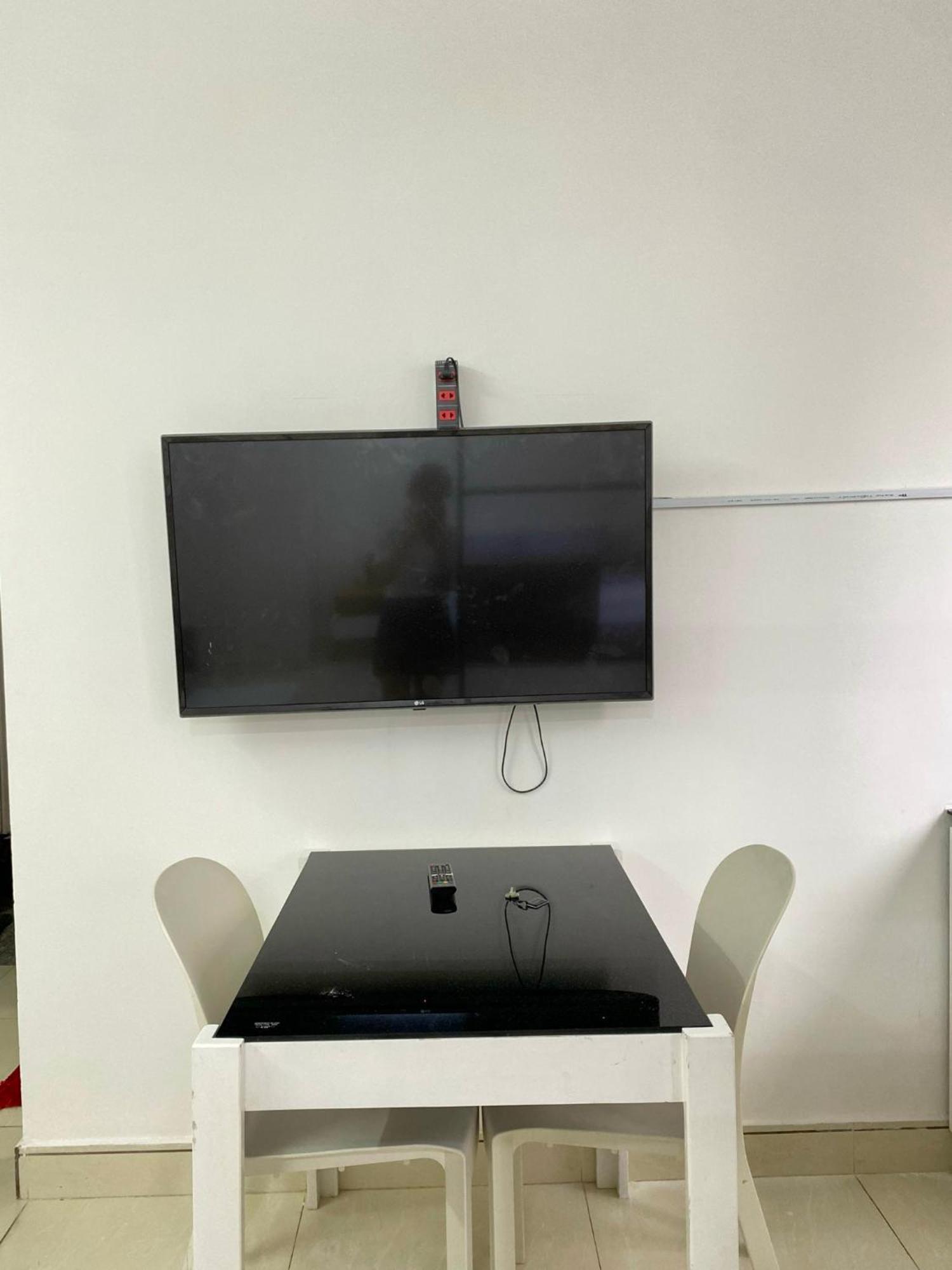 Mh Serviced Apartment Хошимин Экстерьер фото